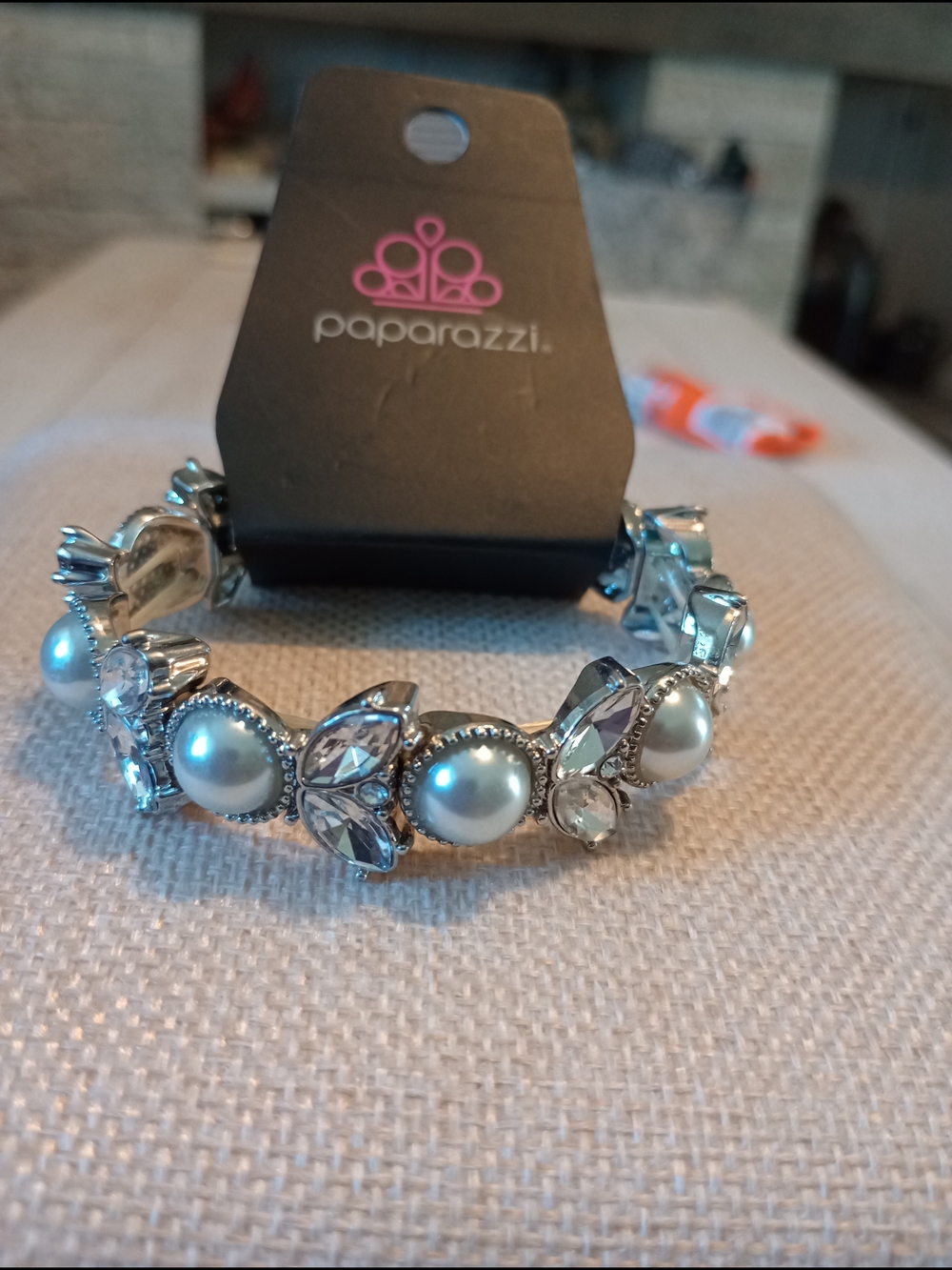 paparazzi Silver-Tone Pearl & Clear Crystal Stretch Bracelet